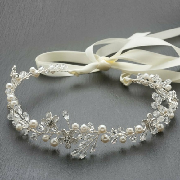Boho Beach Bride Accessories - Pearl and crystal headband